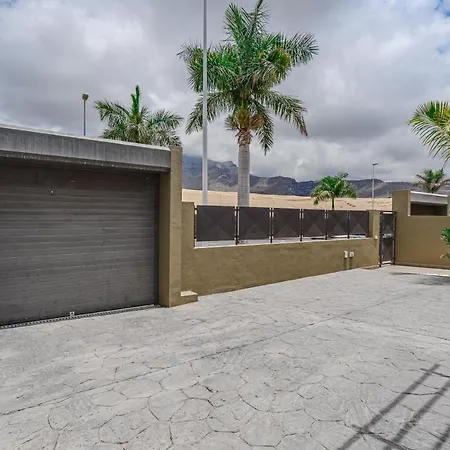 Rey Tenerife #17, Close To Siam Park *