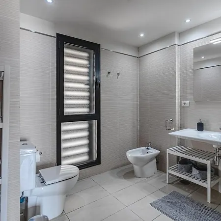 Rey Tenerife #17, Close To Siam Park Дом отдыха