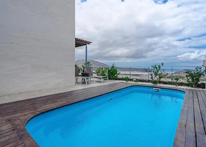 Rey Tenerife #17, Close To Siam Park *