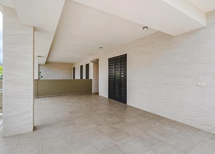 Rey Tenerife #17, Close To Siam Park *