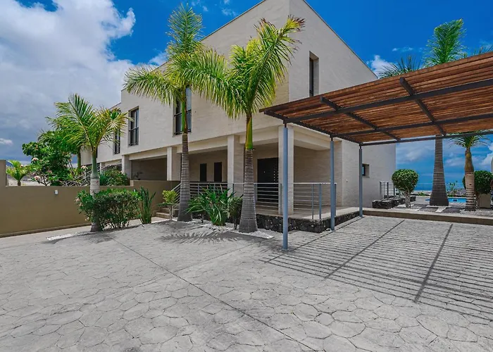 Holiday home Rey Tenerife #17, Close To Siam Park *