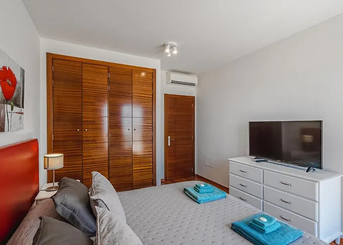 Rey Tenerife #17, Close To Siam Park *