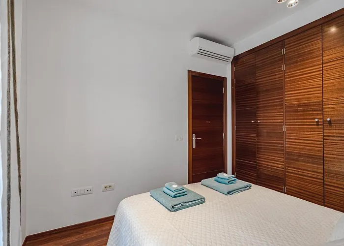 Rey Tenerife #17, Close To Siam Park *