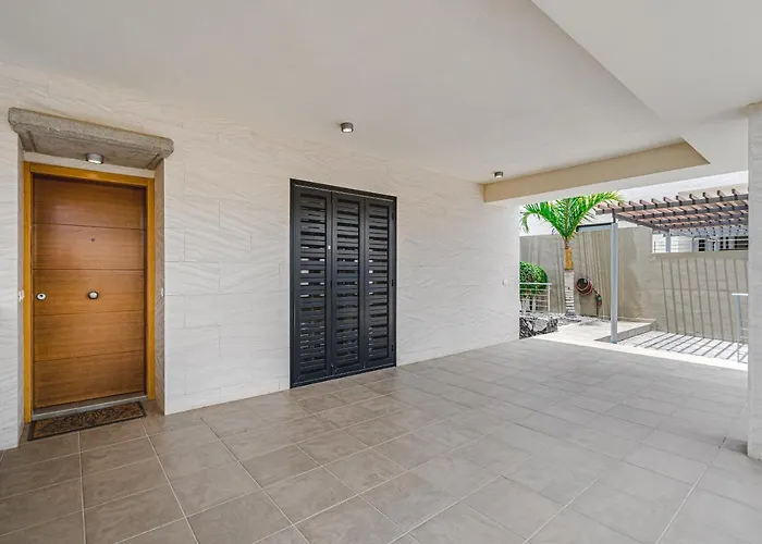 Holiday home Rey Tenerife #17, Close To Siam Park *