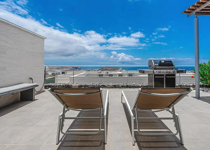 Rey Tenerife #17, Close To Siam Park