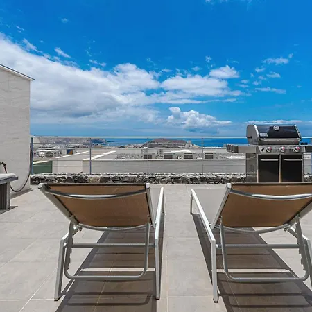 Rey Tenerife #17, Close To Siam Park